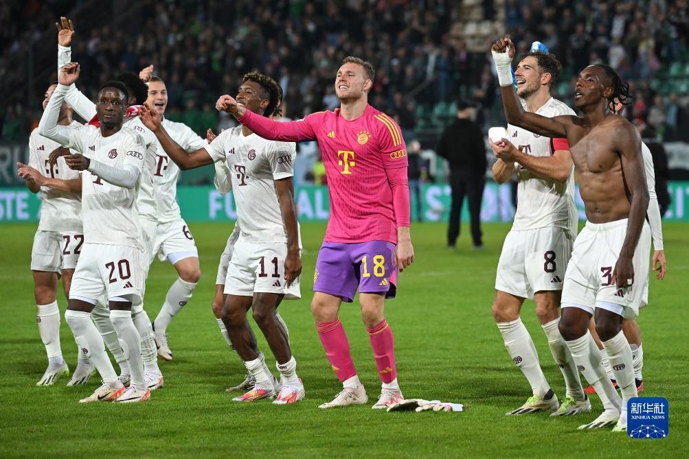 亚特兰大2-1逆转切尔西，德凯特拉雷传射，斯卡马卡建功（德凯特拉雷传射、斯卡马卡进球，亚特兰大2-1逆转切尔西）