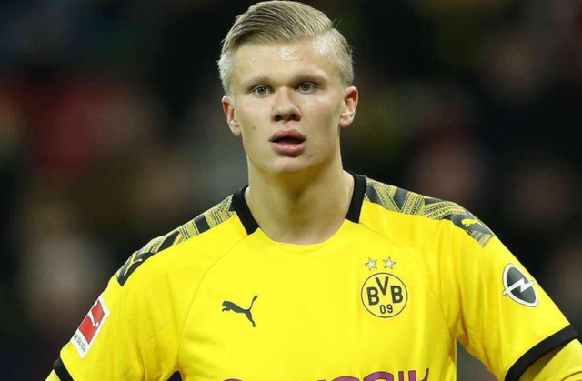 李嗣镕：如果算上进球的话，我的中超首秀能打7分左右（李嗣镕自评：若把进球算上，中超首秀可打约7分）