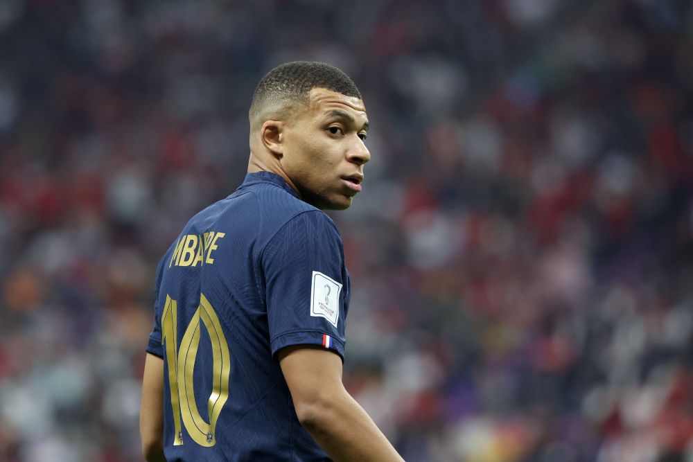 每体：皇马1月曾尝试签埃尔切小将门多萨，但未给予足够重视（每体：皇马一月尝试签下埃尔切新星门多萨，重视程度不足）