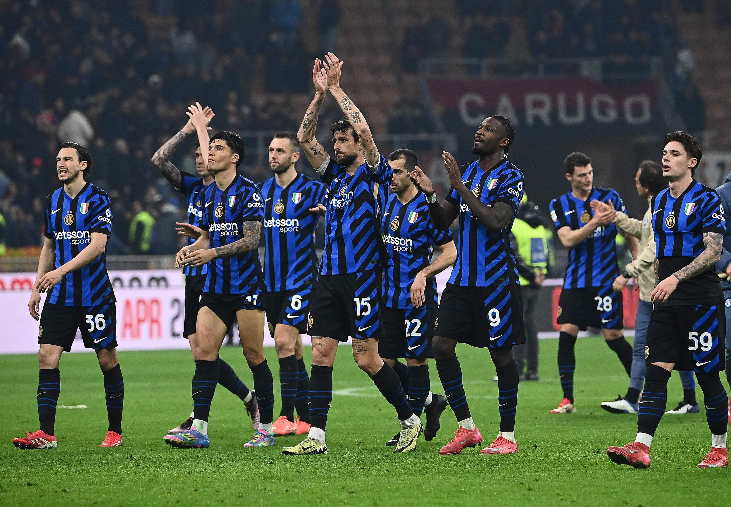 马里奥-苏亚雷斯：巴列卡斯不像西甲球场，像第三世界的球场（马里奥-苏亚雷斯：巴列卡斯更像第三世界球场，而非西甲场馆）