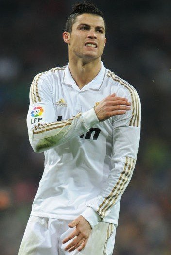 湖人替补奇兵拯救球队（湖人替补发威力挽狂澜）