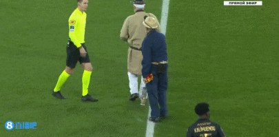 比肩传奇，姆巴佩成皇马队史第四位欧冠上演大四喜的球员（姆巴佩比肩名宿，成皇马史上第4位欧冠单场四球先生）